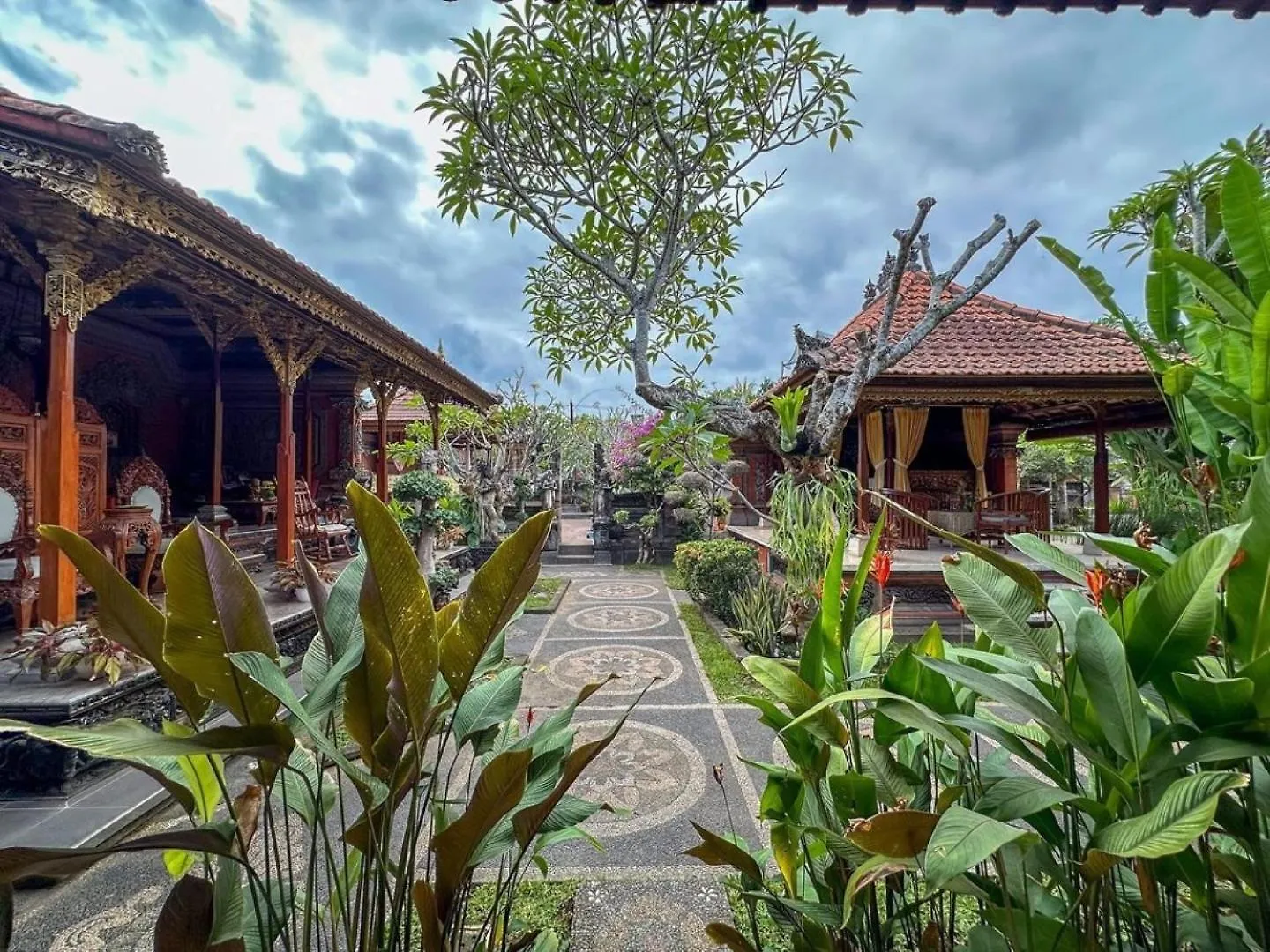 Kudesa Bali 3*, Ubud (Bali)